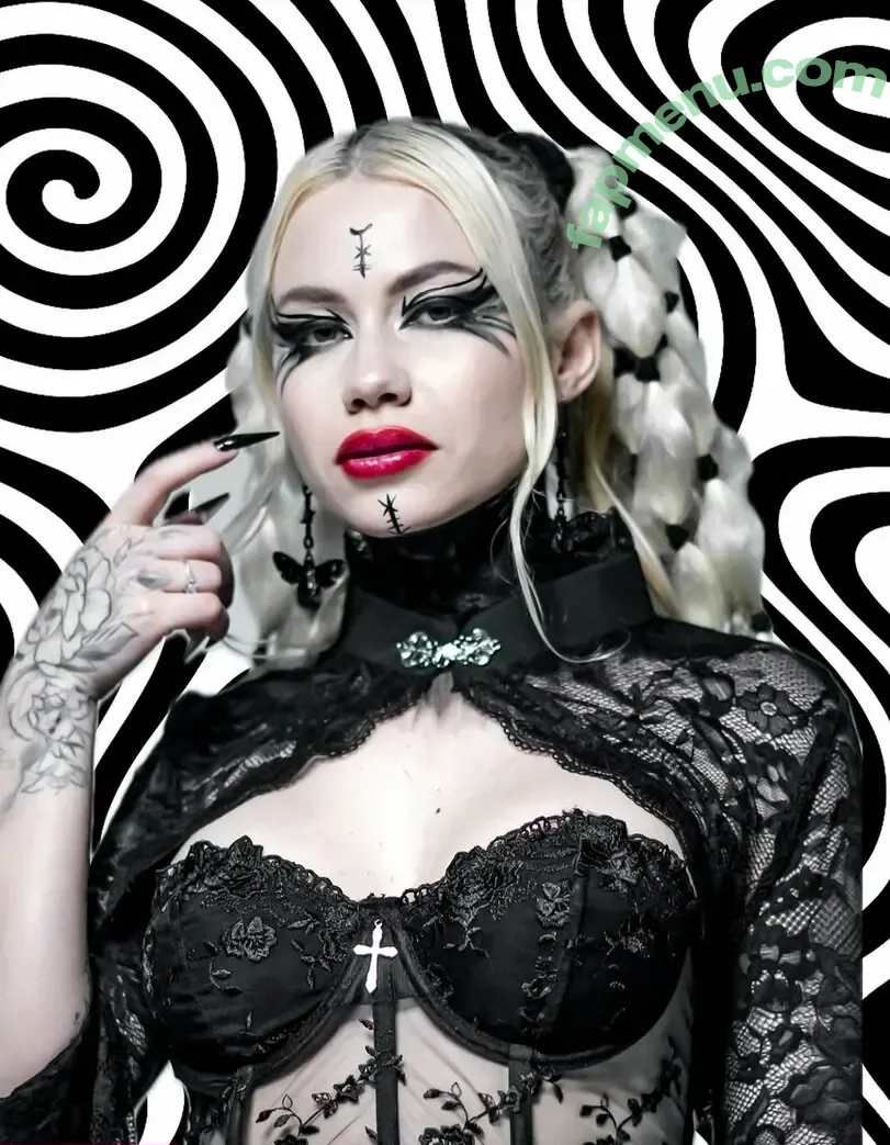 MC Erikah nude photo #0014 (mcerikah / mcerikahofc)