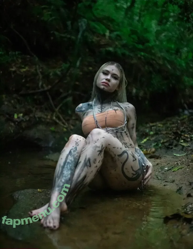 MC Erikah nude photo #0021 (mcerikah / mcerikahofc)