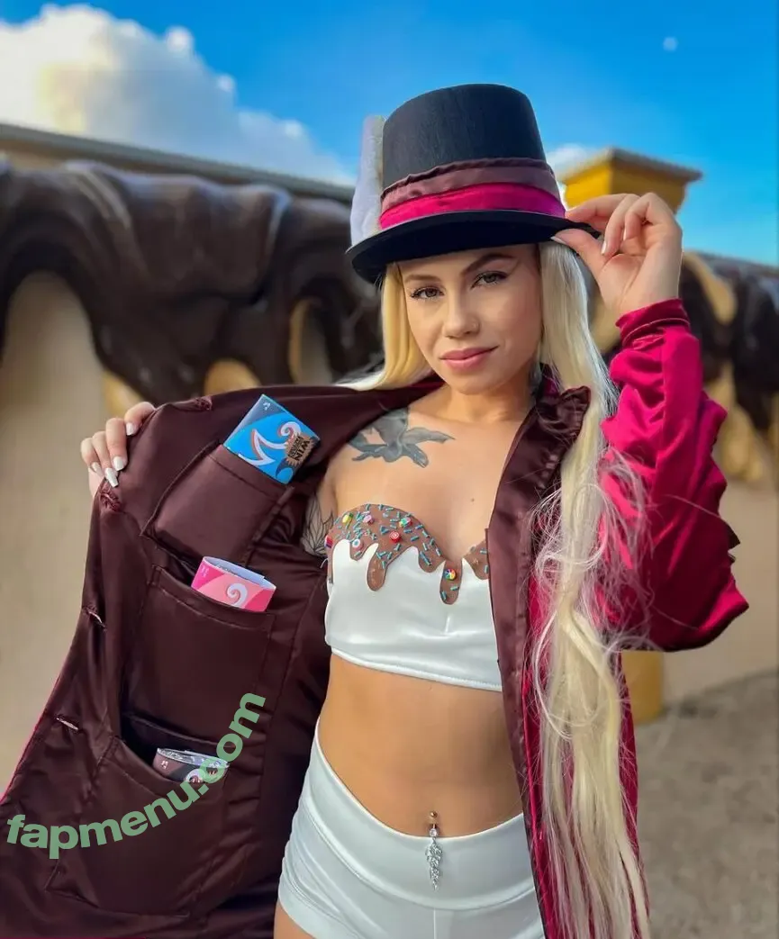 MC Erikah nude photo #0034 (mcerikah / mcerikahofc)