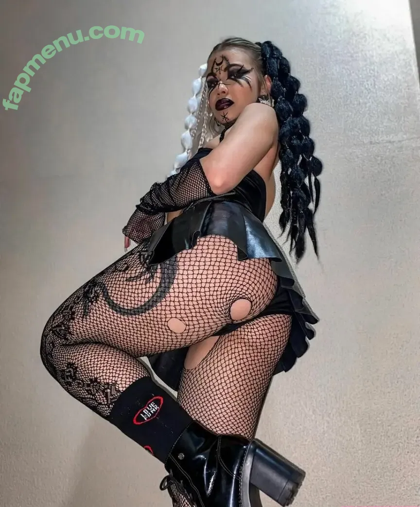 MC Erikah nude photo #0041 (mcerikah / mcerikahofc)