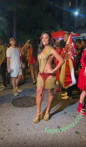 MC Rebecca / rebecca nude photo #0064