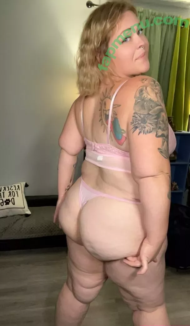 mcjigglezzz nude photo #0074 (mcjigglezz)