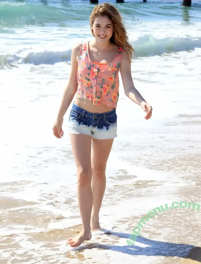 McKaley Miller nude photo #0003 (mckaleym)