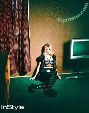 Mckenna Grace / mckennagrace / mckennagraceful nude photo #0140