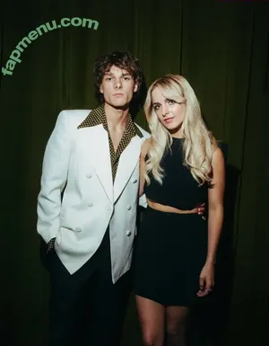 Mckenna Grace / mckennagrace / mckennagraceful nude photo #0235