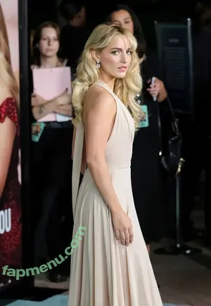 Mckenna Grace / mckennagrace / mckennagraceful nude photo #0344