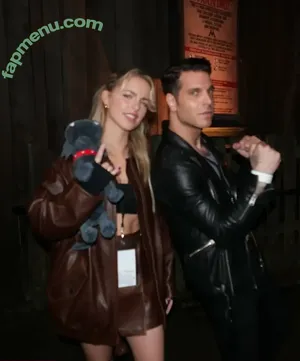 Mckenna Grace / mckennagrace / mckennagraceful nude photo #0394