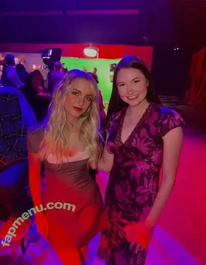 Mckenna Grace / mckennagrace / mckennagraceful nude photo #0427