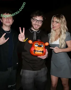 Mckenna Grace / mckennagrace / mckennagraceful nude photo #0428