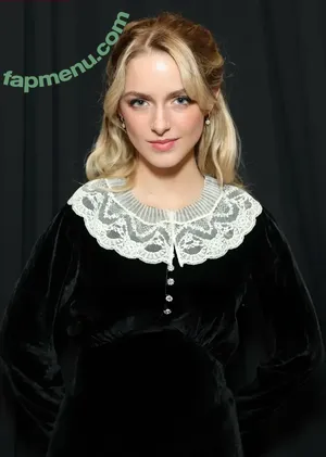 Mckenna Grace / mckennagrace / mckennagraceful nude photo #0570