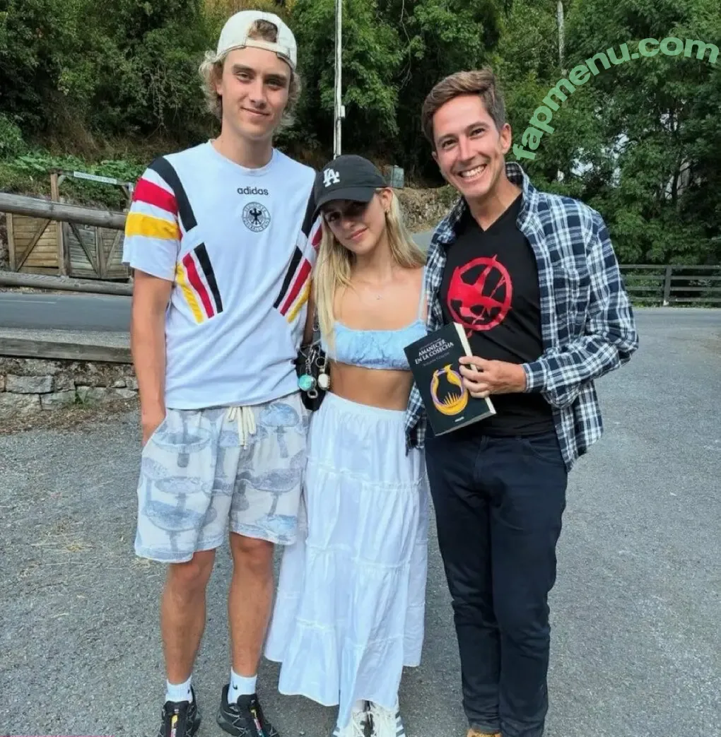 Mckenna Grace nude photo #0056 (mckennagrace / mckennagraceful)