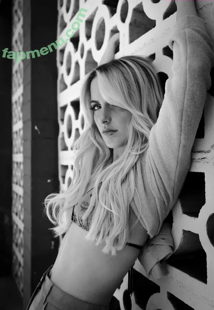 Mckenna Grace nude photo #0067 (mckennagrace / mckennagraceful)