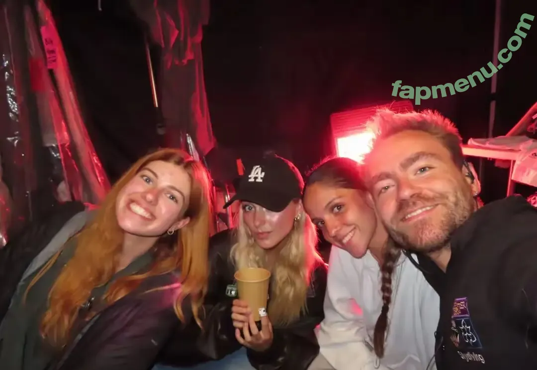 Mckenna Grace nude photo #0098 (mckennagrace / mckennagraceful)