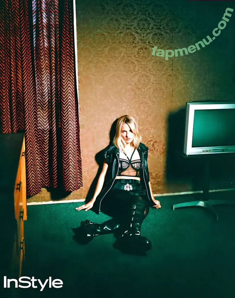 Mckenna Grace nude photo #0140 (mckennagrace / mckennagraceful)