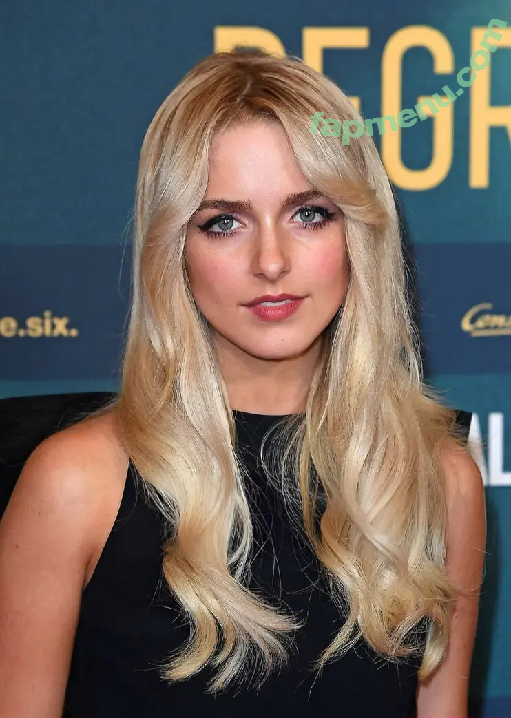 Mckenna Grace nude photo #0227 (mckennagrace / mckennagraceful)