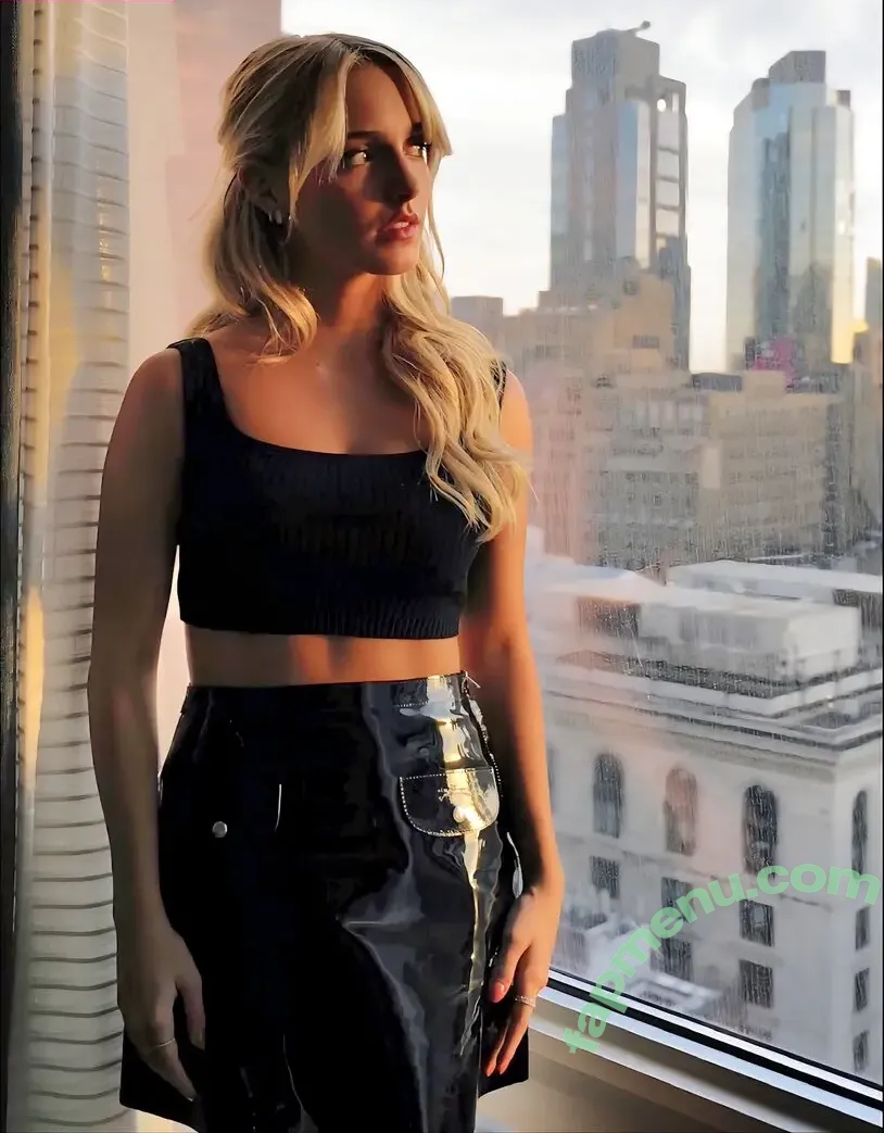 Mckenna Grace nude photo #0230 (mckennagrace / mckennagraceful)