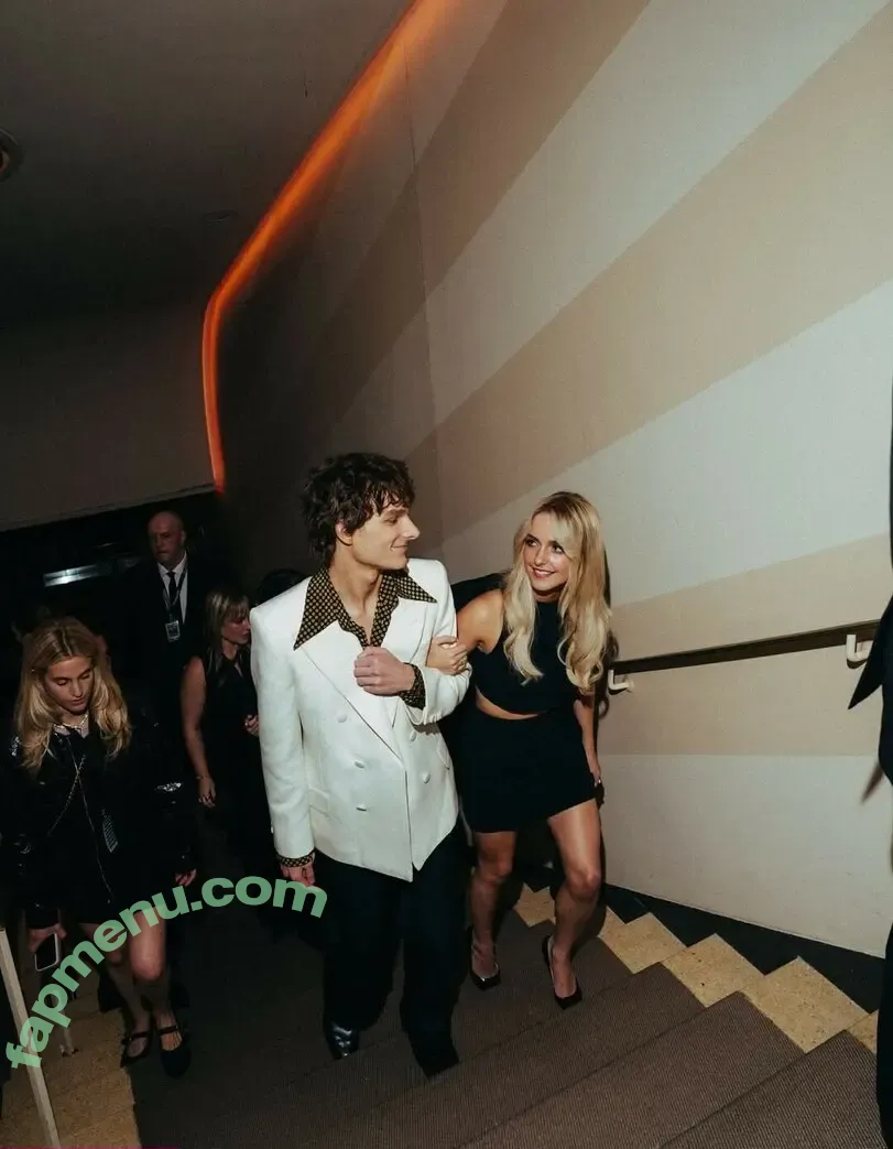 Mckenna Grace nude photo #0236 (mckennagrace / mckennagraceful)