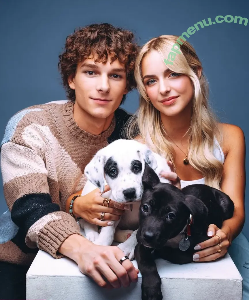 Mckenna Grace nude photo #0257 (mckennagrace / mckennagraceful)