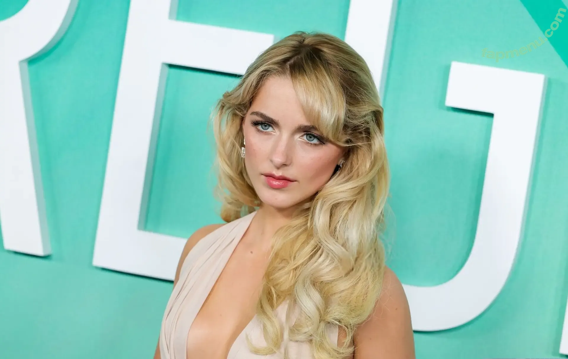 Mckenna Grace nude photo #0343 (mckennagrace / mckennagraceful)