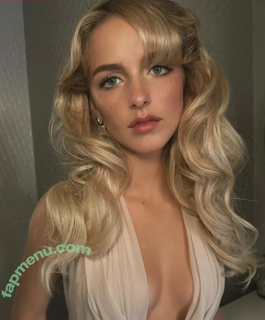 Mckenna Grace nude photo #0350 (mckennagrace / mckennagraceful)