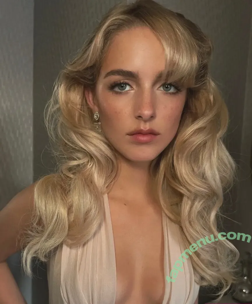 Mckenna Grace nude photo #0358 (mckennagrace / mckennagraceful)