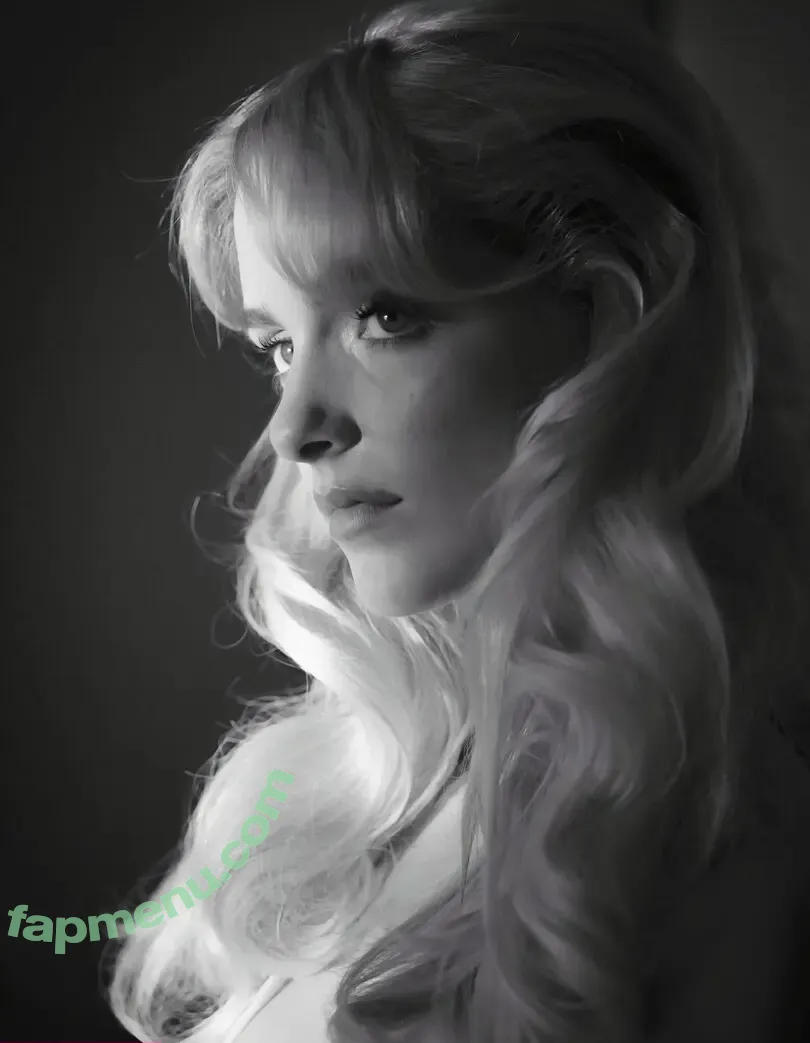 Mckenna Grace nude photo #0369 (mckennagrace / mckennagraceful)