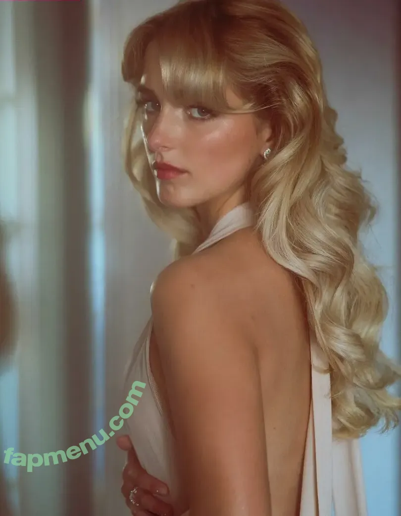 Mckenna Grace nude photo #0374 (mckennagrace / mckennagraceful)