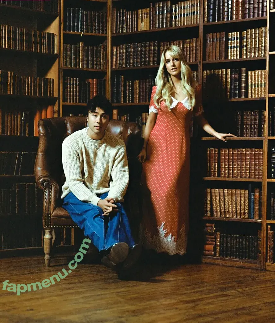 Mckenna Grace nude photo #0383 (mckennagrace / mckennagraceful)