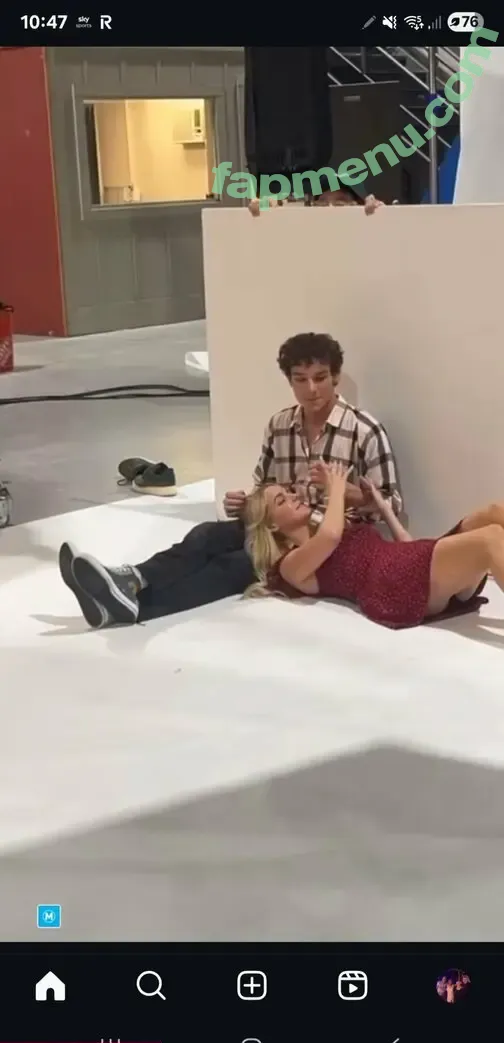 Mckenna Grace nude photo #0419 (mckennagrace / mckennagraceful)