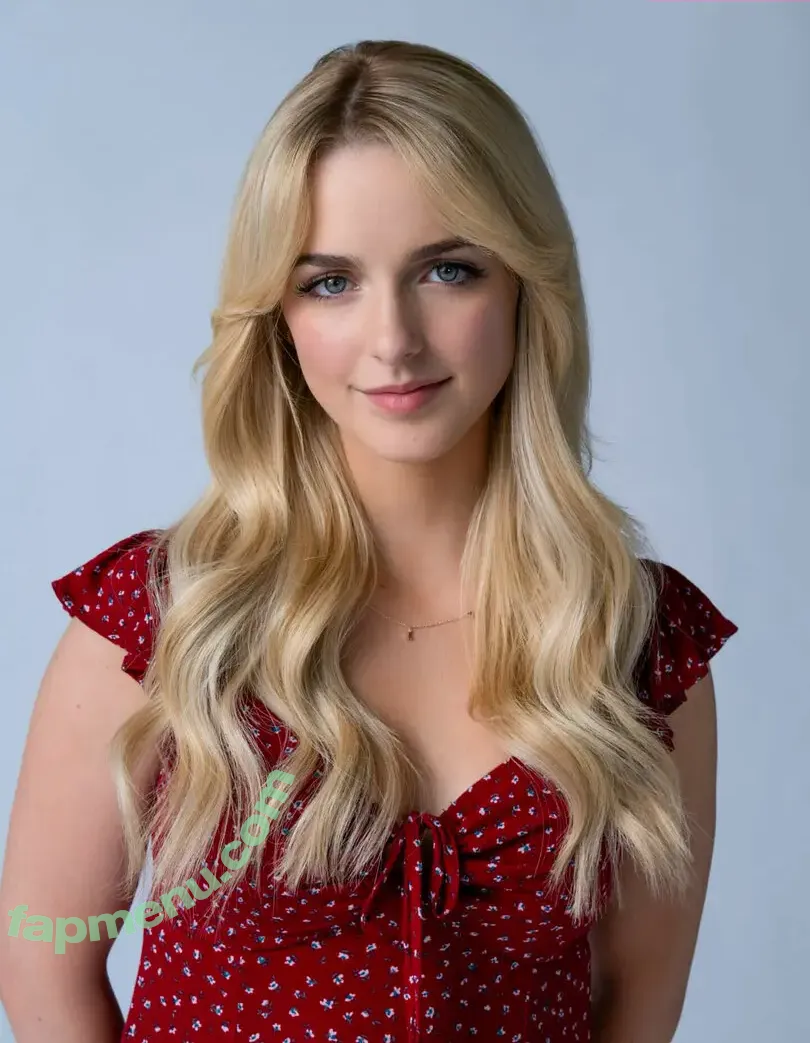 Mckenna Grace nude photo #0425 (mckennagrace / mckennagraceful)