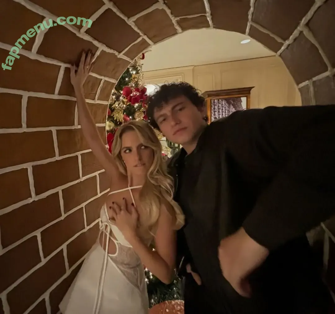 Mckenna Grace nude photo #0576 (mckennagrace / mckennagraceful)