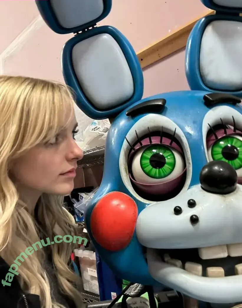 Mckenna Grace nude photo #0583 (mckennagrace / mckennagraceful)