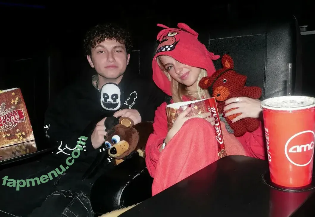 Mckenna Grace nude photo #0585 (mckennagrace / mckennagraceful)