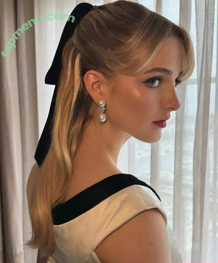 Mckenna Grace nude photo #0635 (mckennagrace / mckennagraceful)