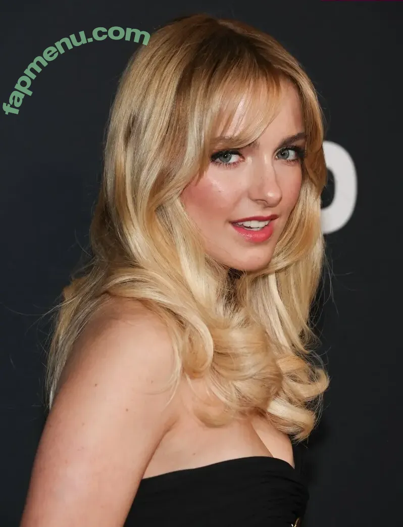 Mckenna Grace nude photo #0712 (mckennagrace / mckennagraceful)