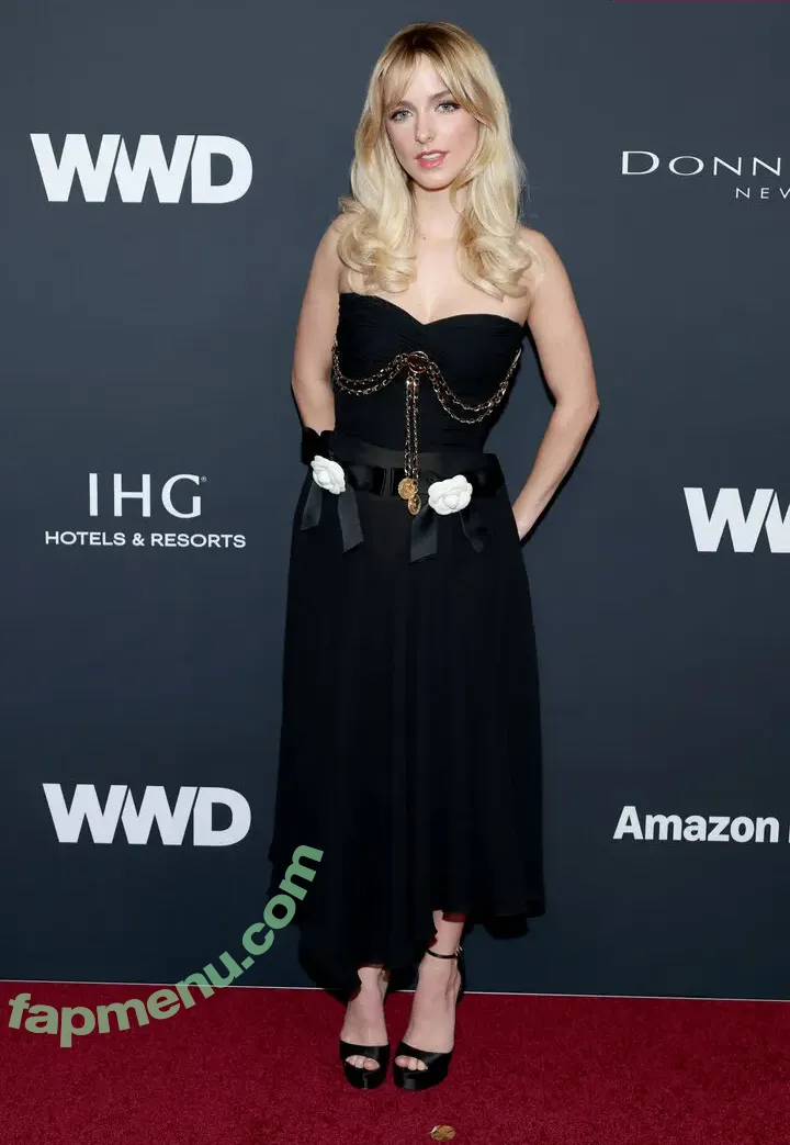 Mckenna Grace nude photo #0718 (mckennagrace / mckennagraceful)