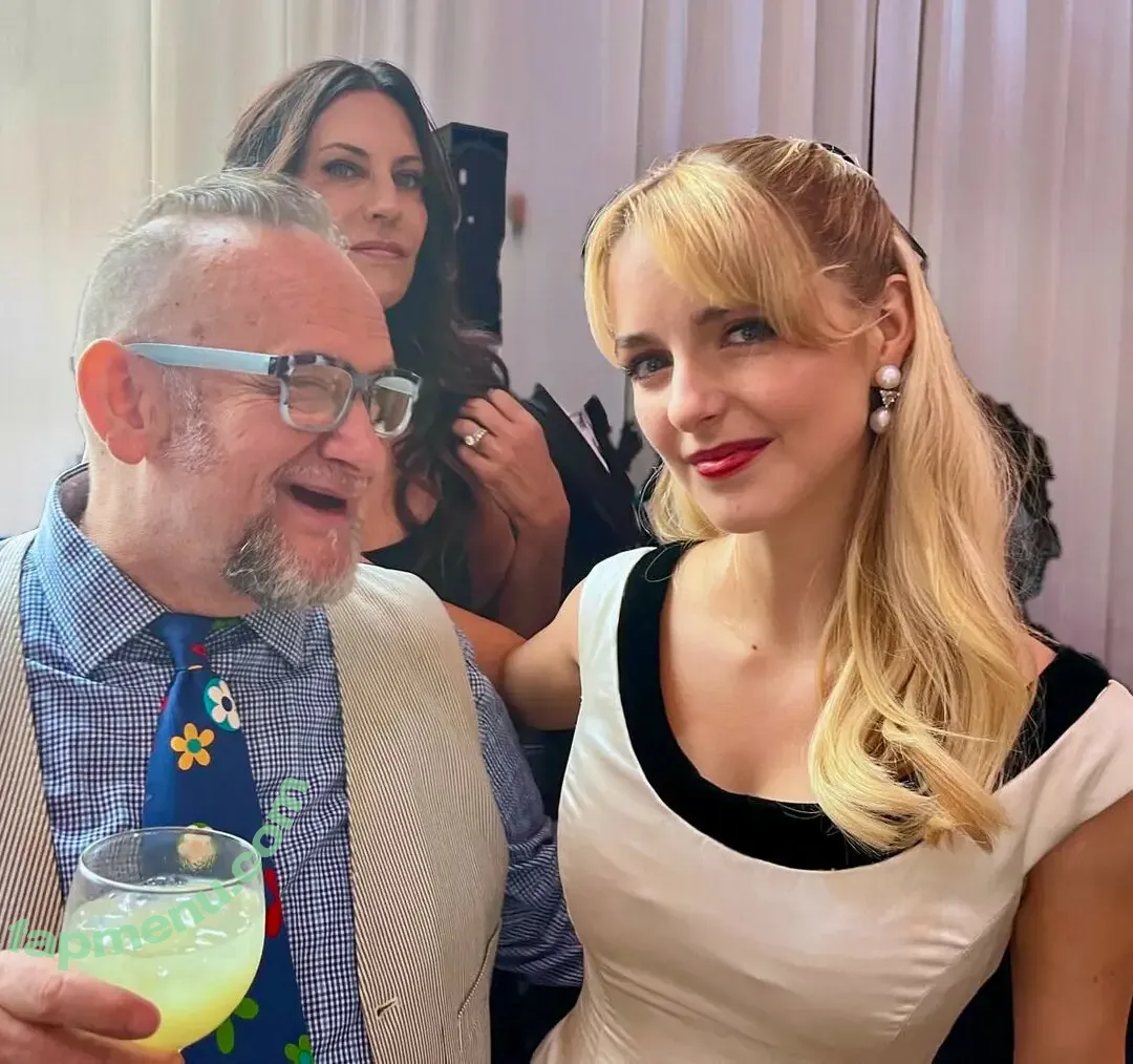 Mckenna Grace nude photo #0760 (mckennagrace / mckennagraceful)