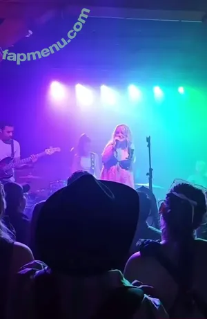 Mckenna Grace / mckennagrace / mckennagraceful nude photo #0037