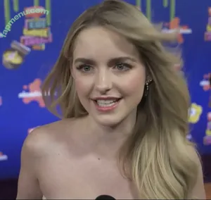 Mckenna Grace / mckennagrace / mckennagraceful nude photo #0075