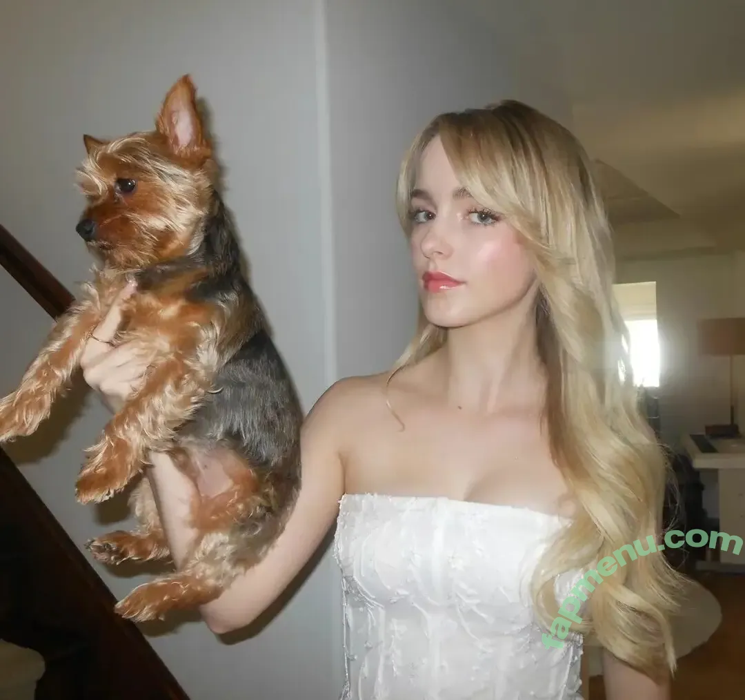 Mckenna Grace nude photo #0003 (mckennagrace / mckennagraceful)