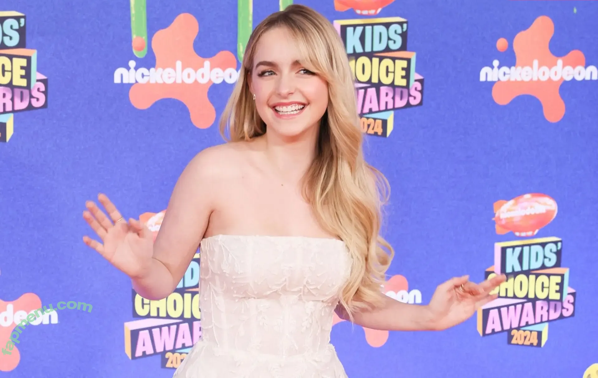 Mckenna Grace nude photo #0021 (mckennagrace / mckennagraceful)