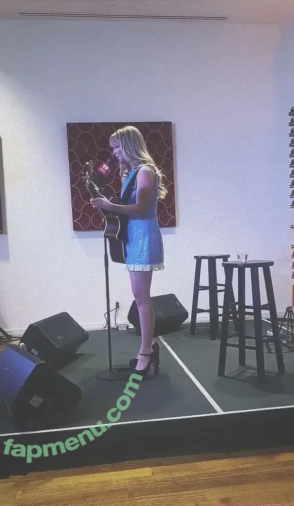 Mckenna Grace nude photo #0022 (mckennagrace / mckennagraceful)