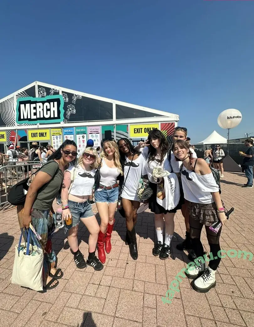 Mckenna Grace nude photo #0049 (mckennagrace / mckennagraceful)