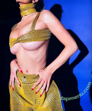 Mckenzie Hewson / mckenzierose21 / mckenzierosehewson nude photo #0039