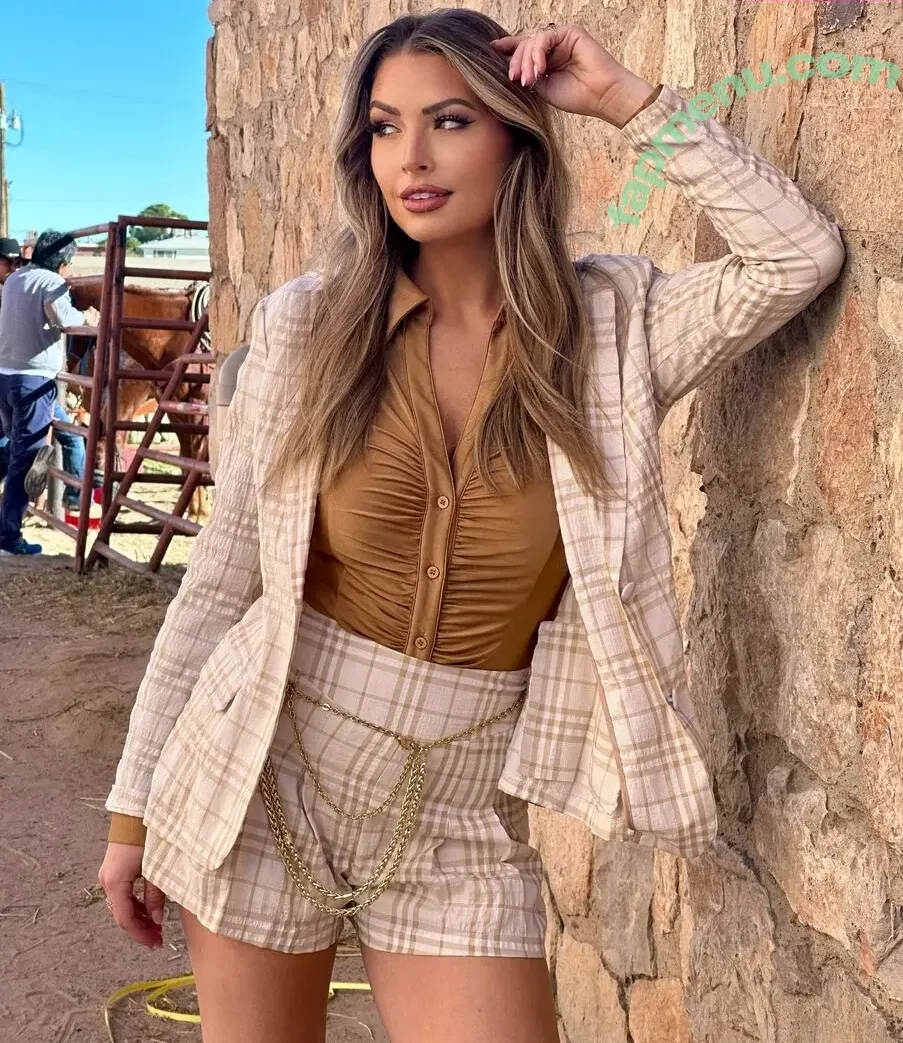 McKenzie Mitchell nude photo #0026 (mckenzienmitchell)