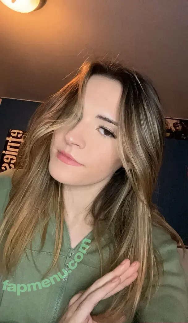 mckenziesatin nude photo #0003 (mckenziesatin)