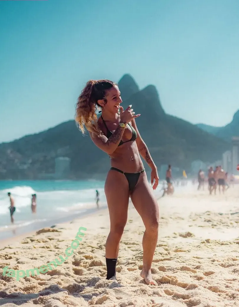 Md Julie nude photo #0018 (Julie mello / md.julieaft)