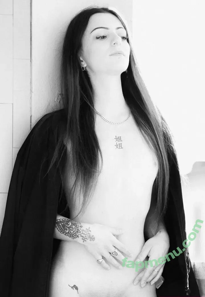Me Martina nude photo #0016 (Me Martina)