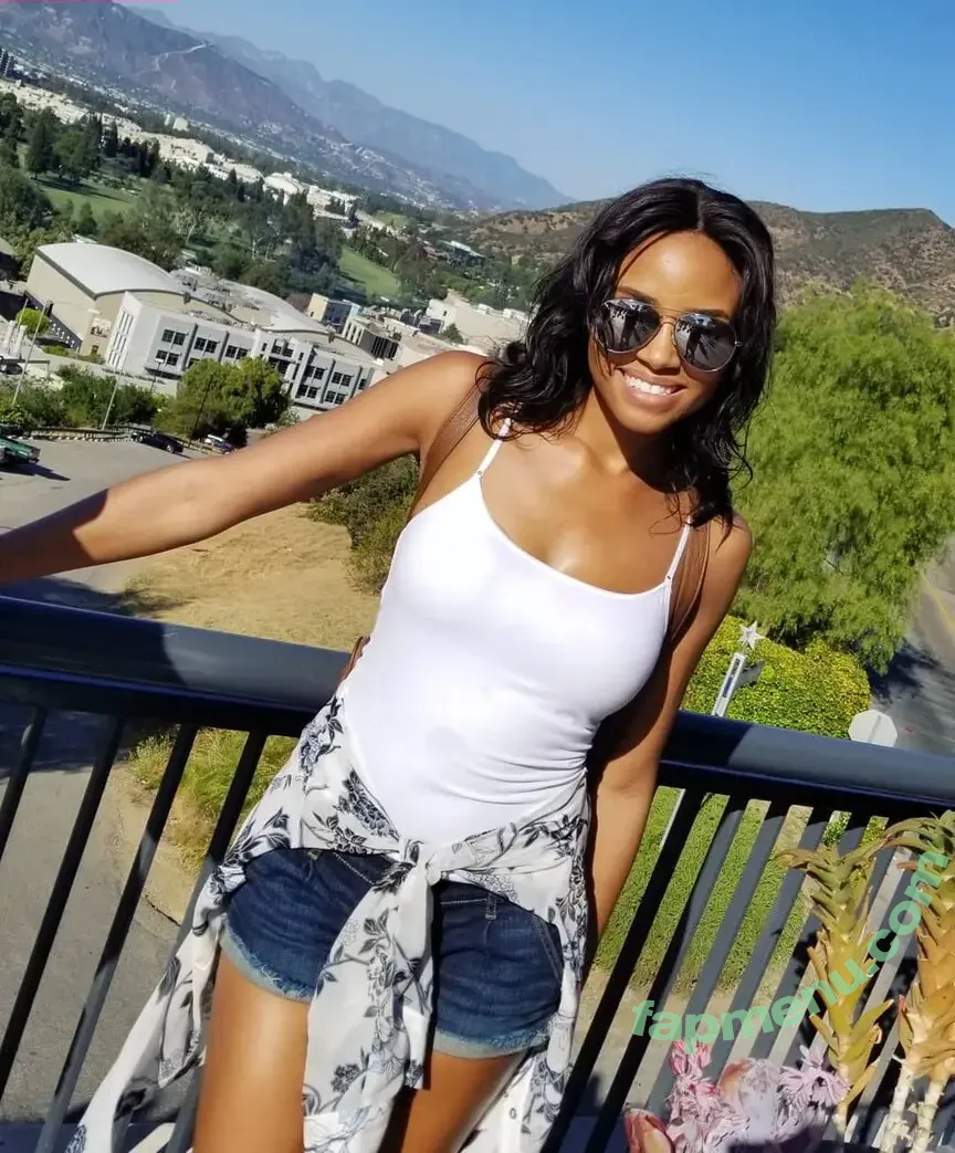 Meagan Tandy nude photo #0005 (meagantandy)