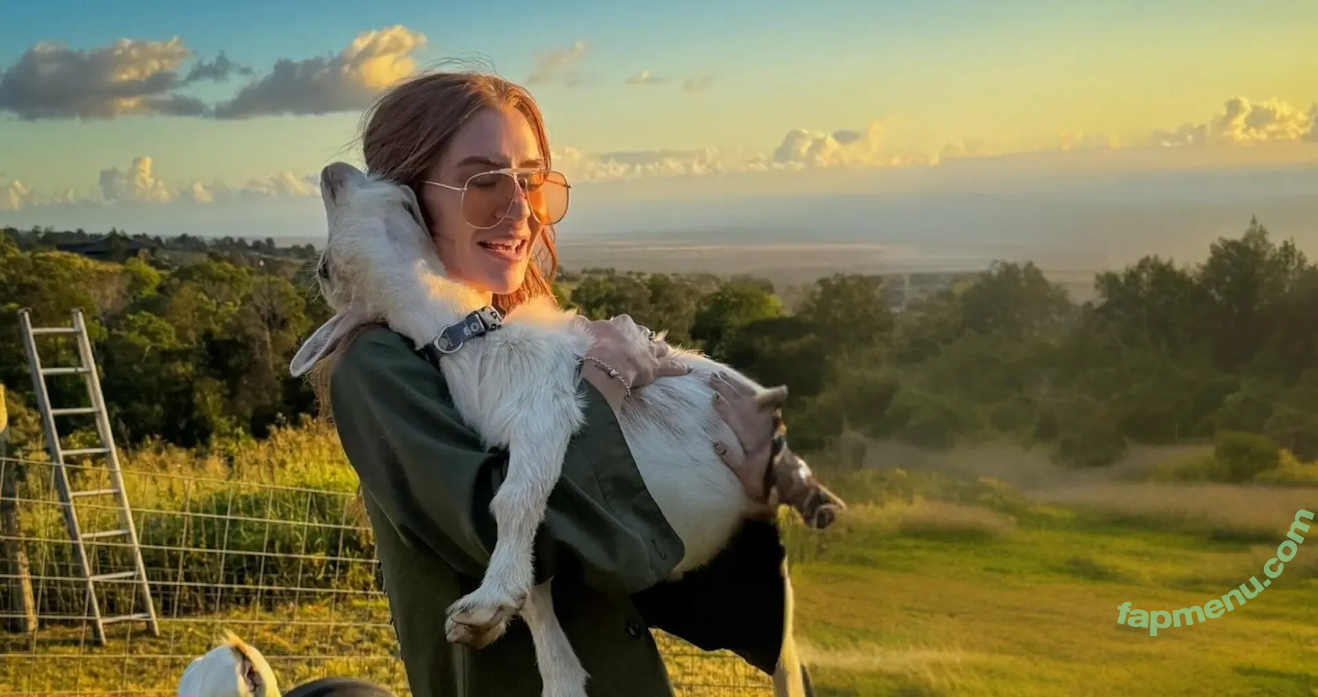 meditatewithmeg nude photo #0002 (meditatewithmeg)